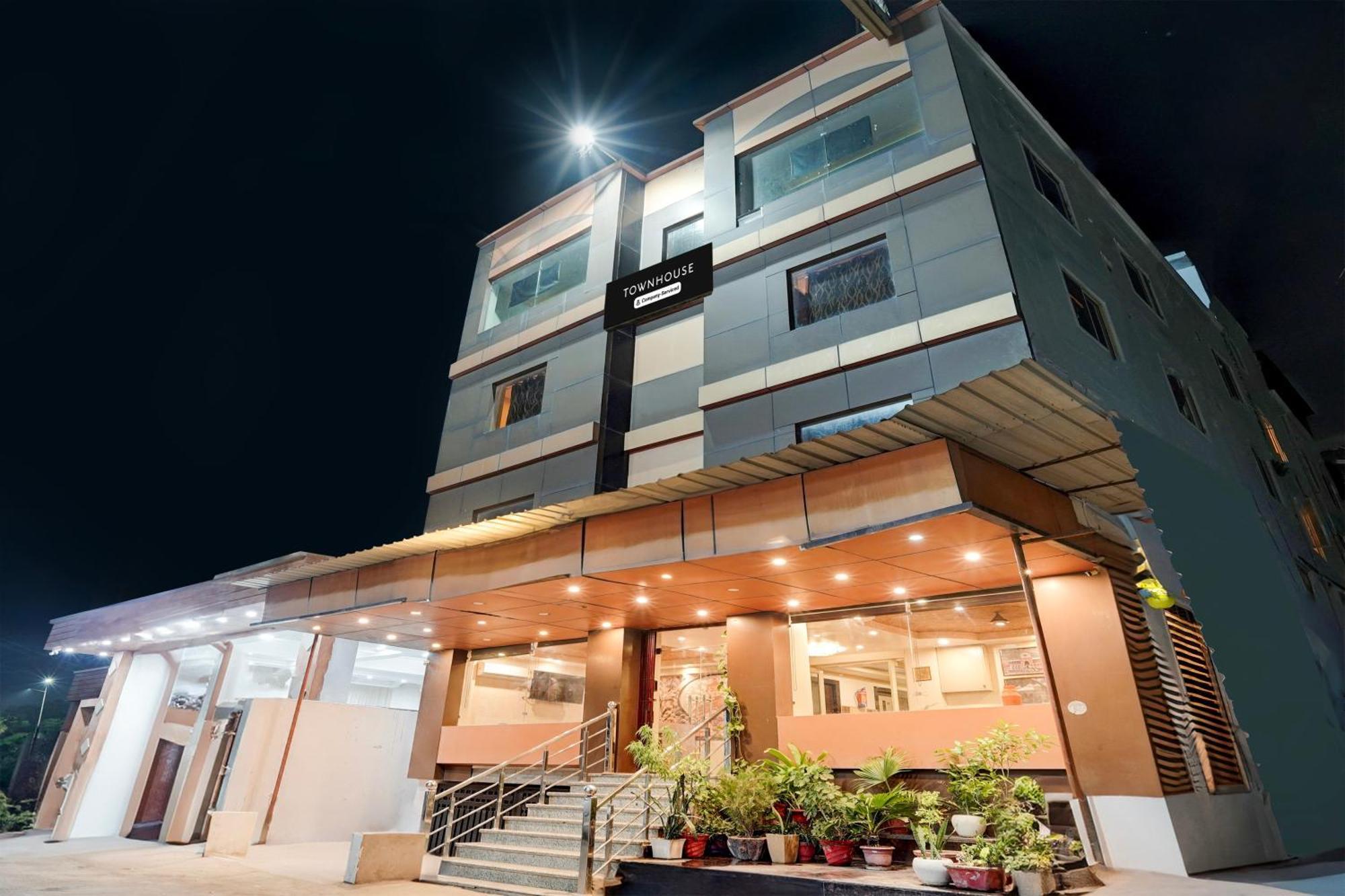 Super Townhouse Haridwar Near Har Ki Pauri Hotel Exterior photo
